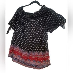 Bobbie Brooks Womens Plus Size 3X Black & Red Paisley Patterned Top 
Trendy Boho